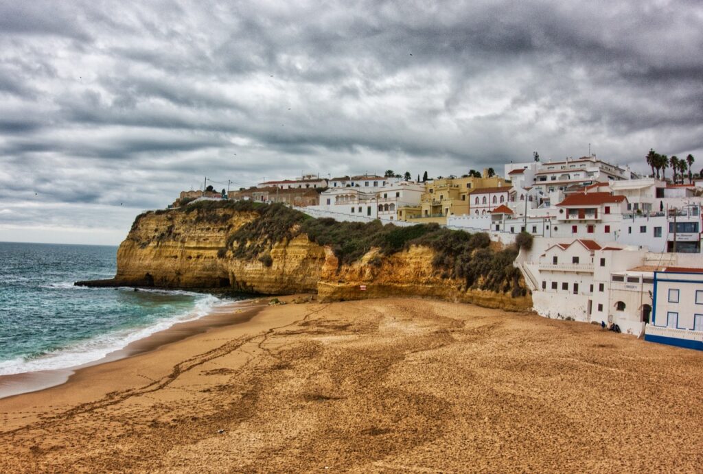 Praia do Carvoeiro