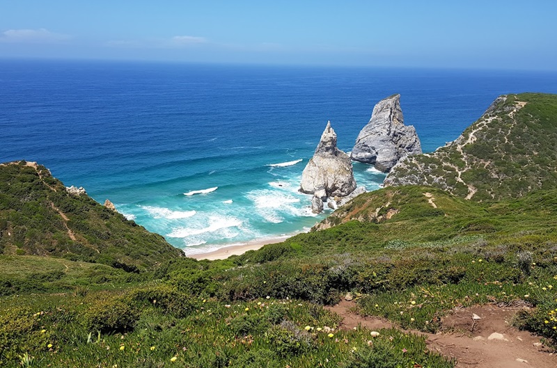 Praia da Ursa perto do Cabo da Roca