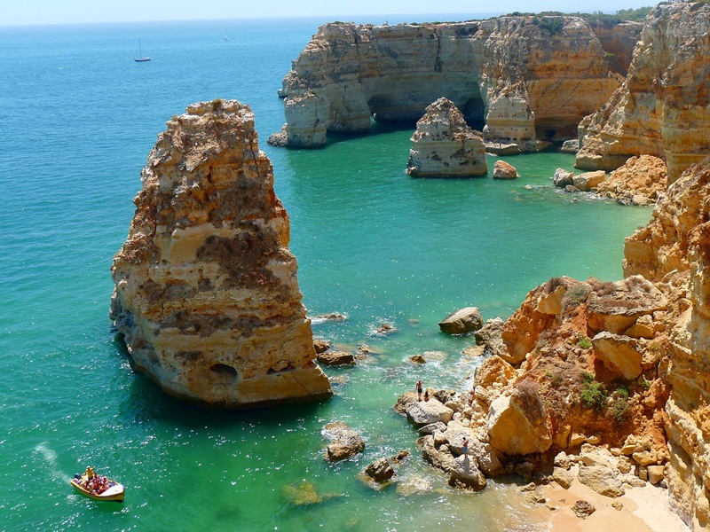 Percurso dos Sete Vales Suspensos no Algarve: A Trilha Cênica Perfeita