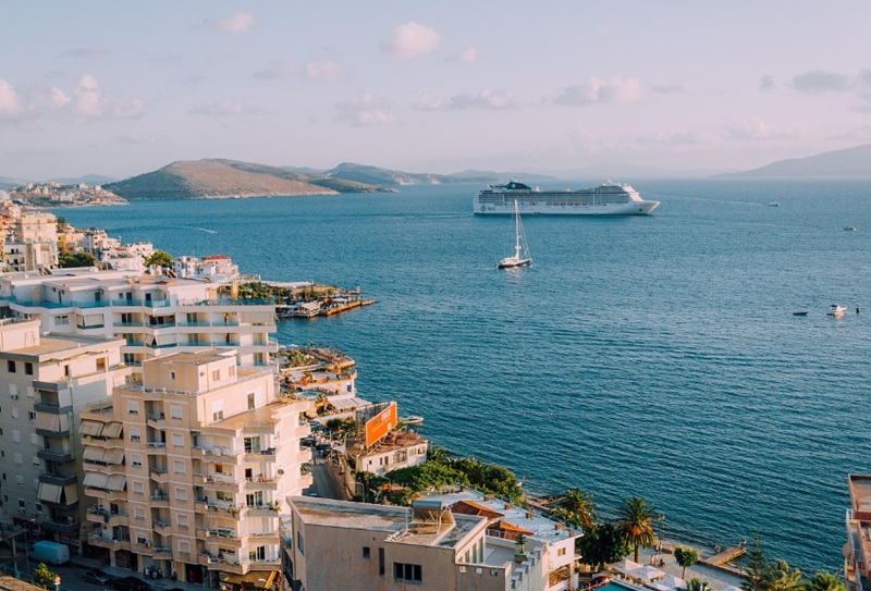 Saranda na Albânia - Mar Jônico