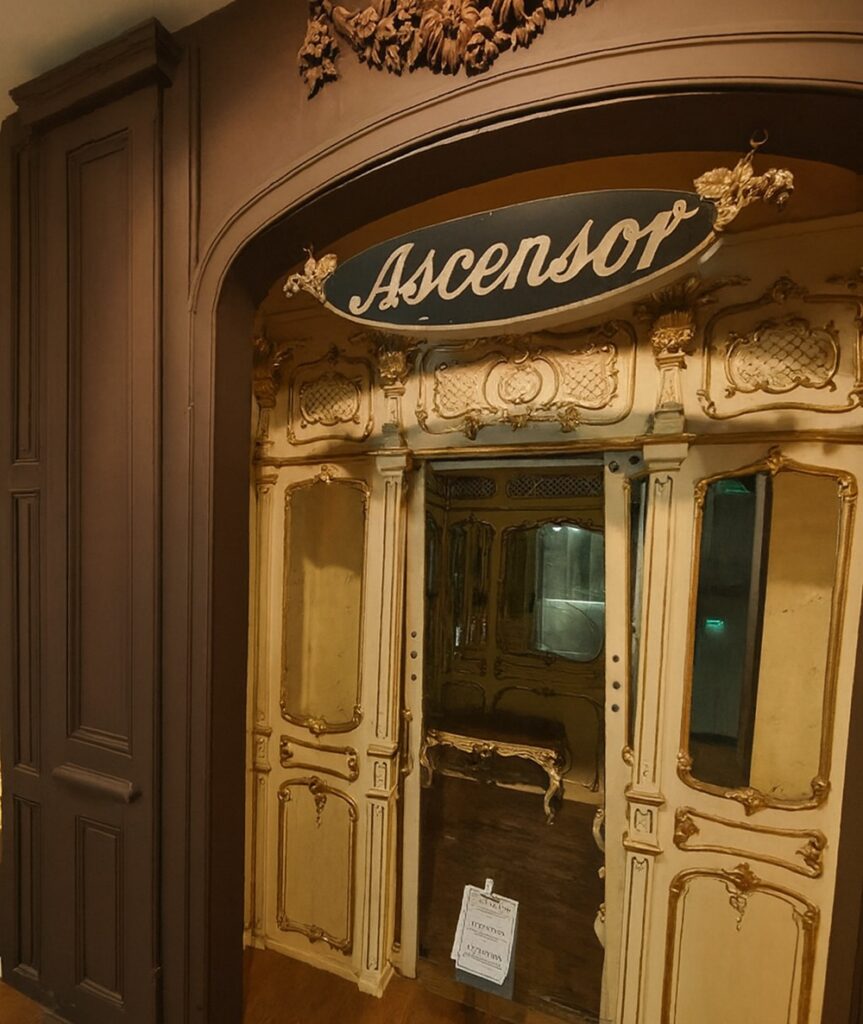 Elevador da Benetton