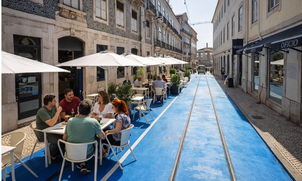 Rua Nova da Trindade, a Rua azul de Lisboa