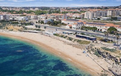 Conheça a Praia de São Pedro do Estoril