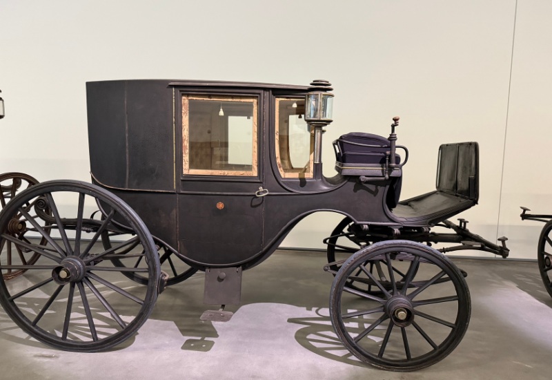 Clarence de D. Maria Pia, carruagem do século XIX no Museu Nacional dos Coches